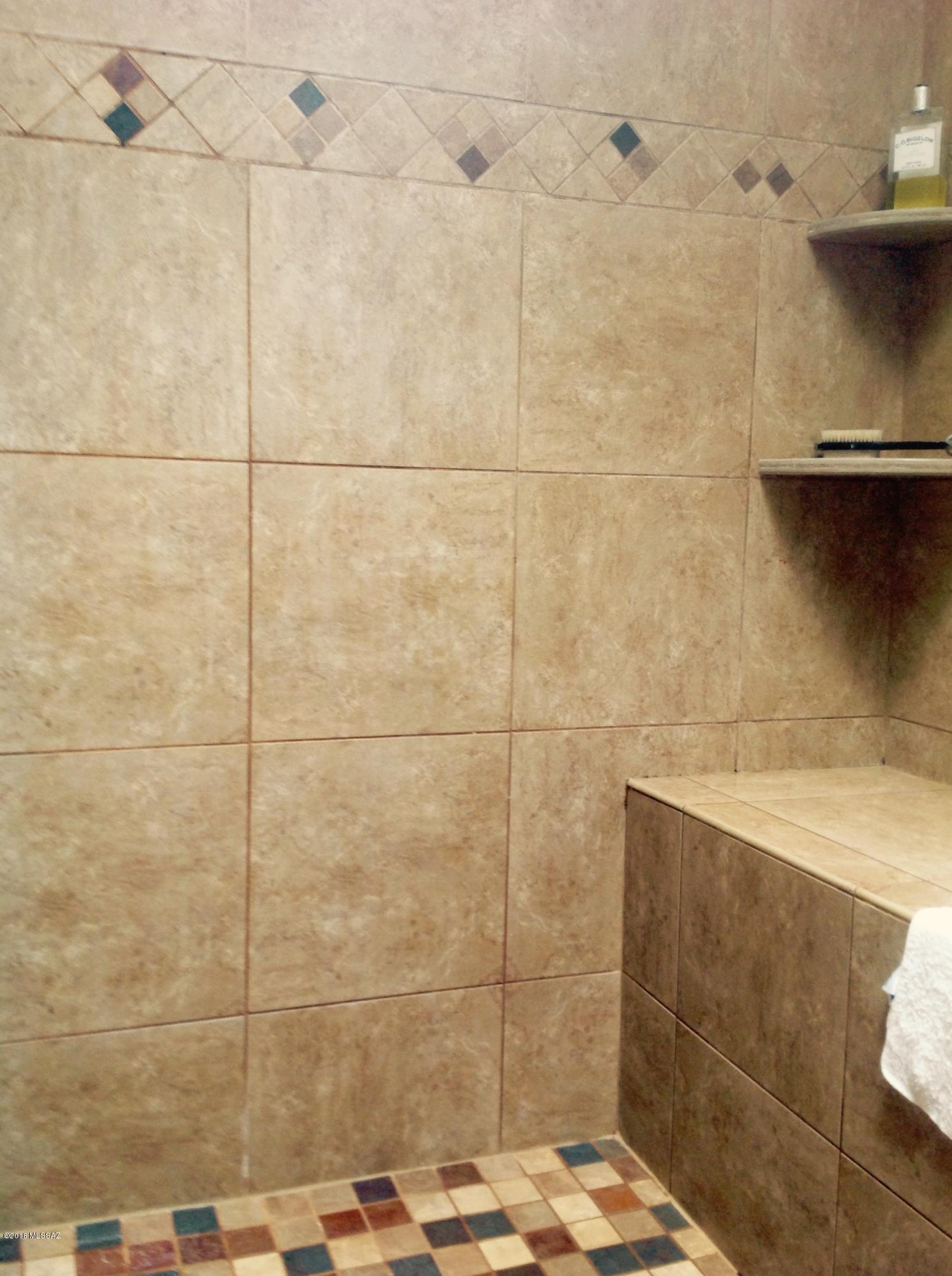 8762 E Corte Caida Del Sol