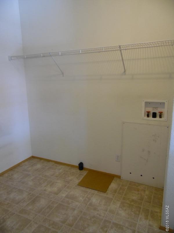 6034 E House Rock Lane