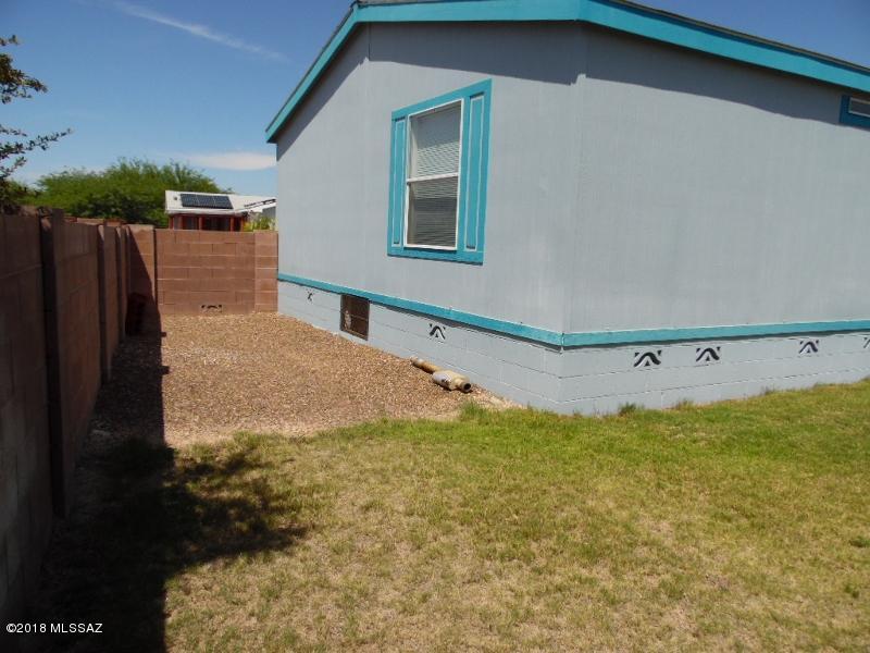 6034 E House Rock Lane