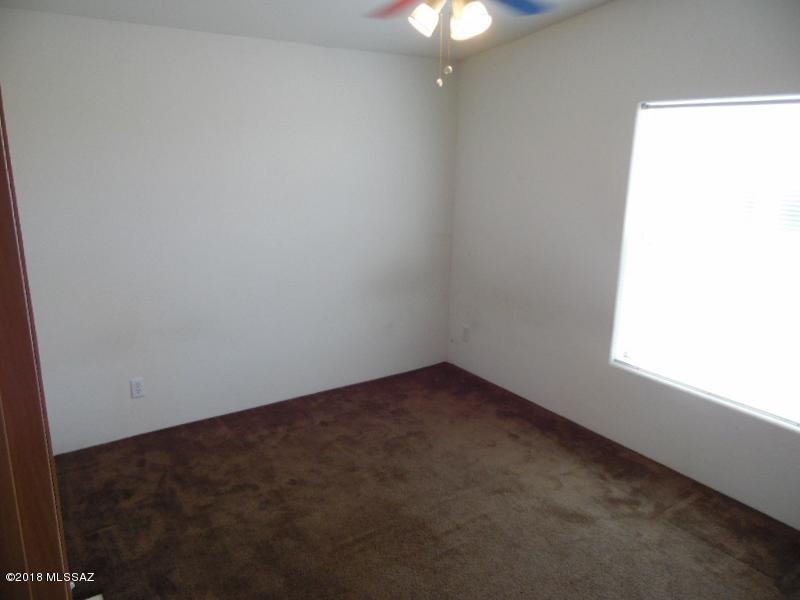 6034 E House Rock Lane