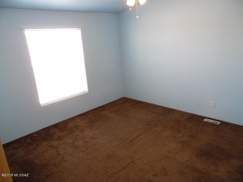 6034 E House Rock Lane