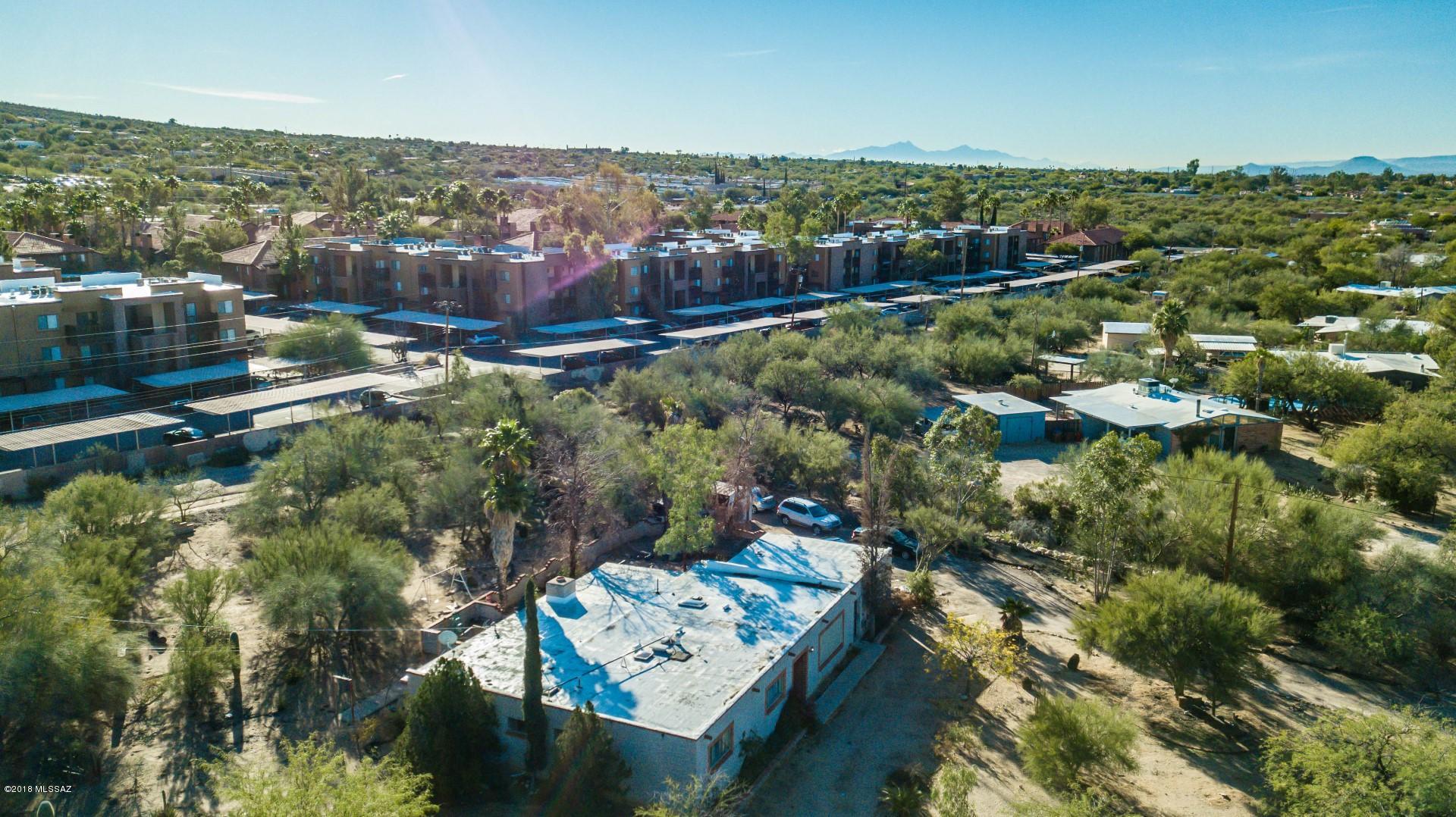 8960 N Shadow Mountain Drive