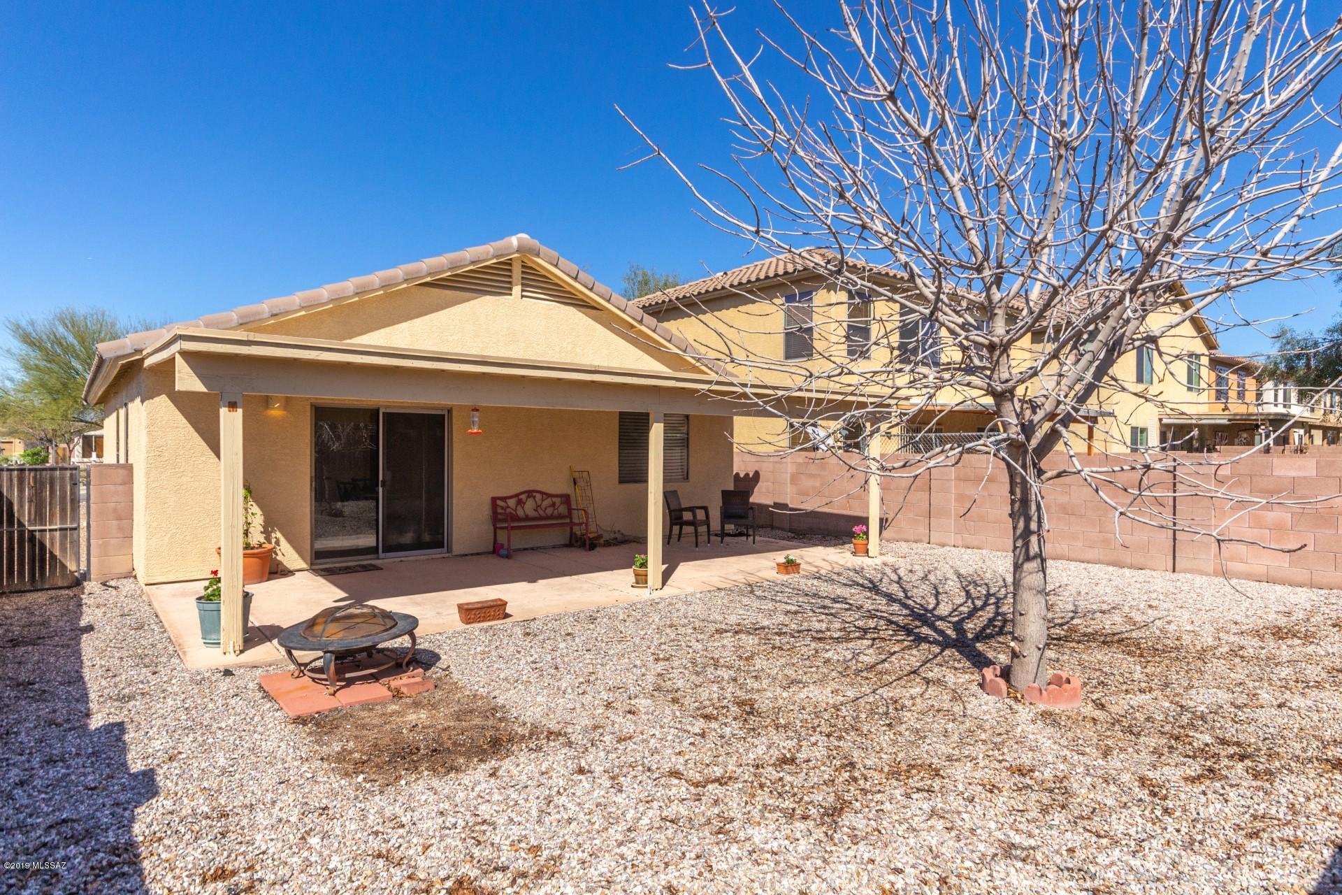 4084 E Agate Knoll Drive