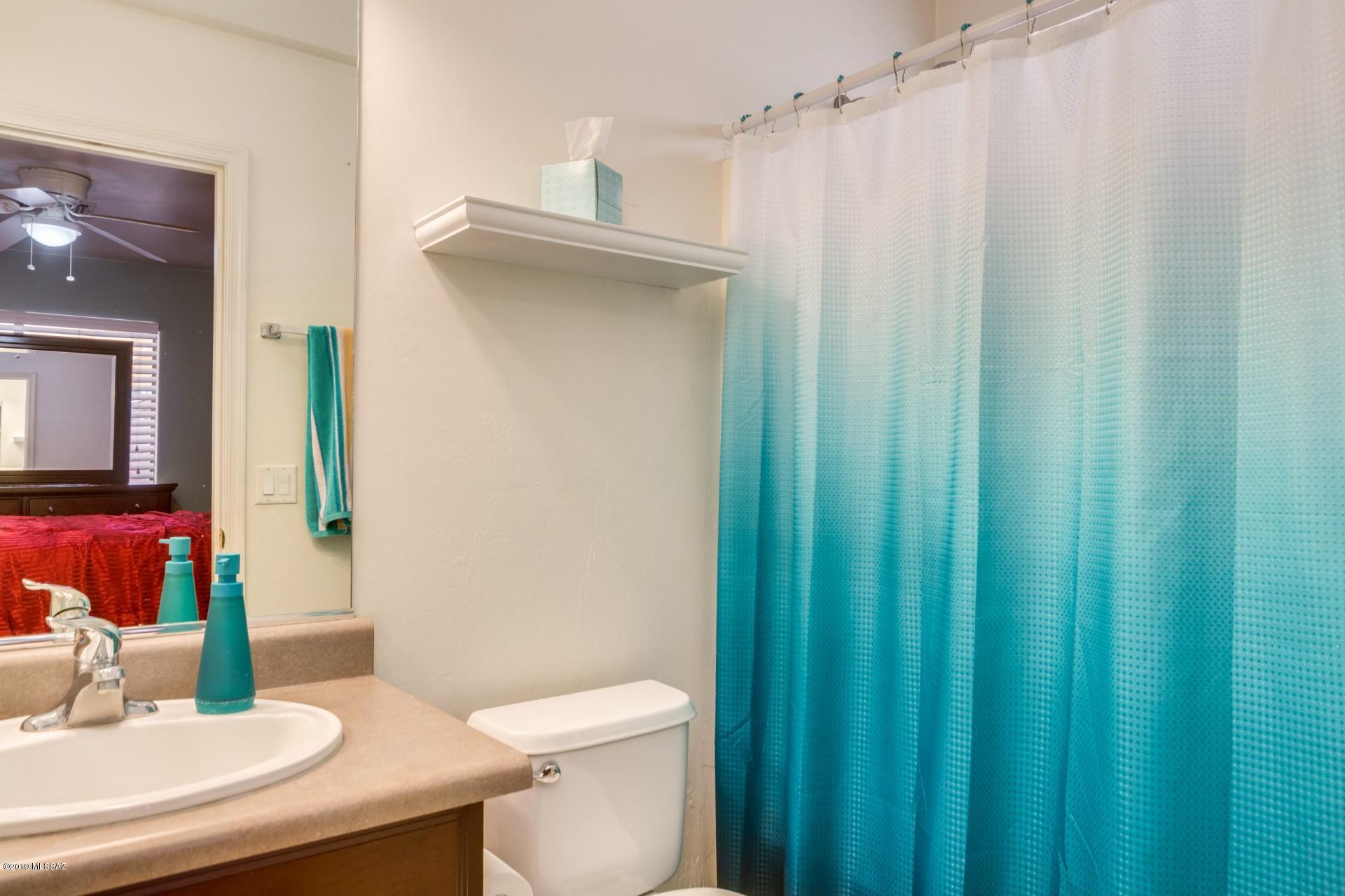 4084 E Agate Knoll Drive