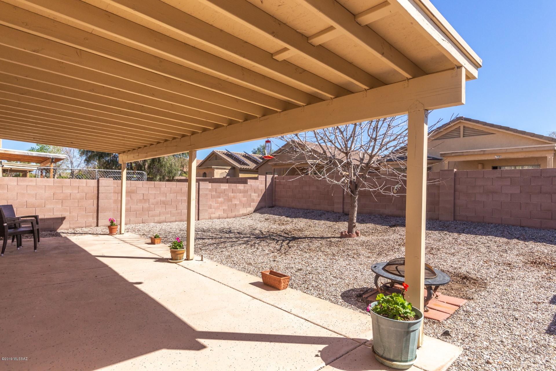 4084 E Agate Knoll Drive