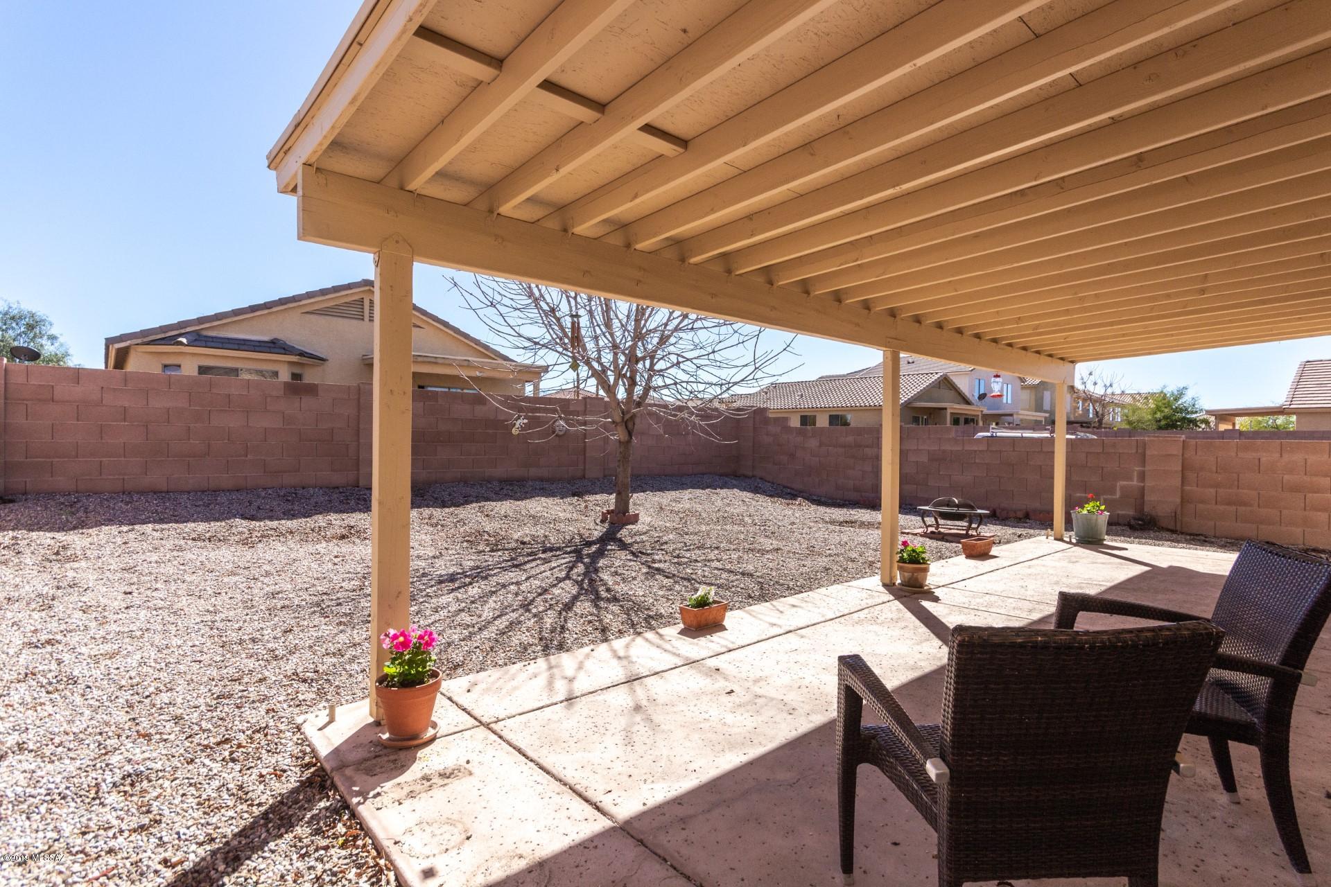 4084 E Agate Knoll Drive