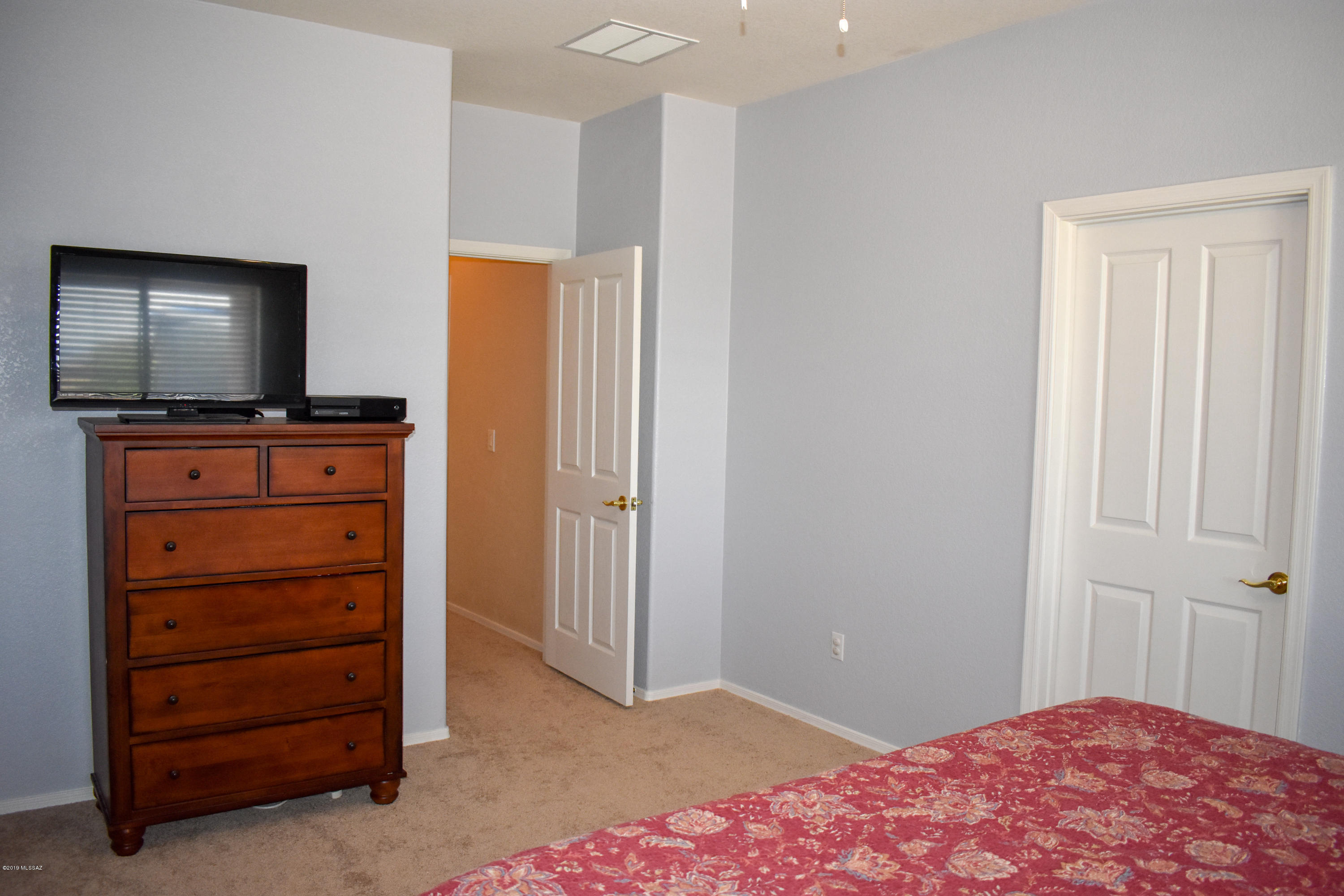 12668 N Rodeo Land Avenue