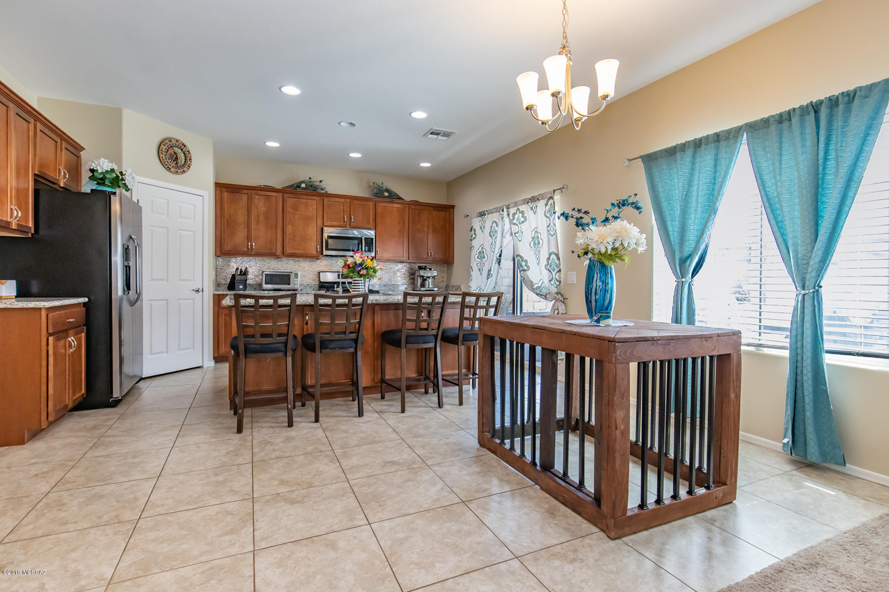 8983 W Twin Springs Drive