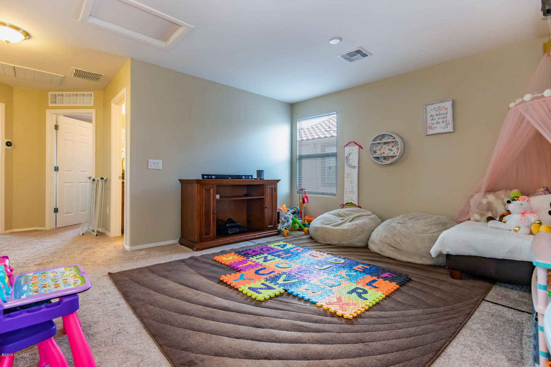 8983 W Twin Springs Drive