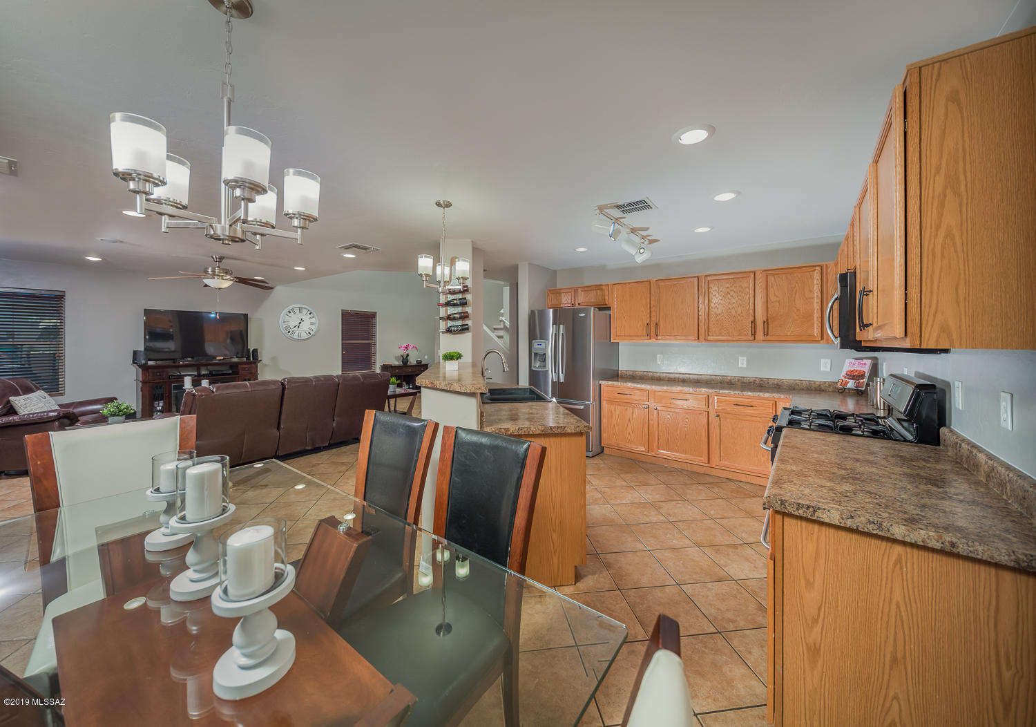 746 W Firehawk Drive