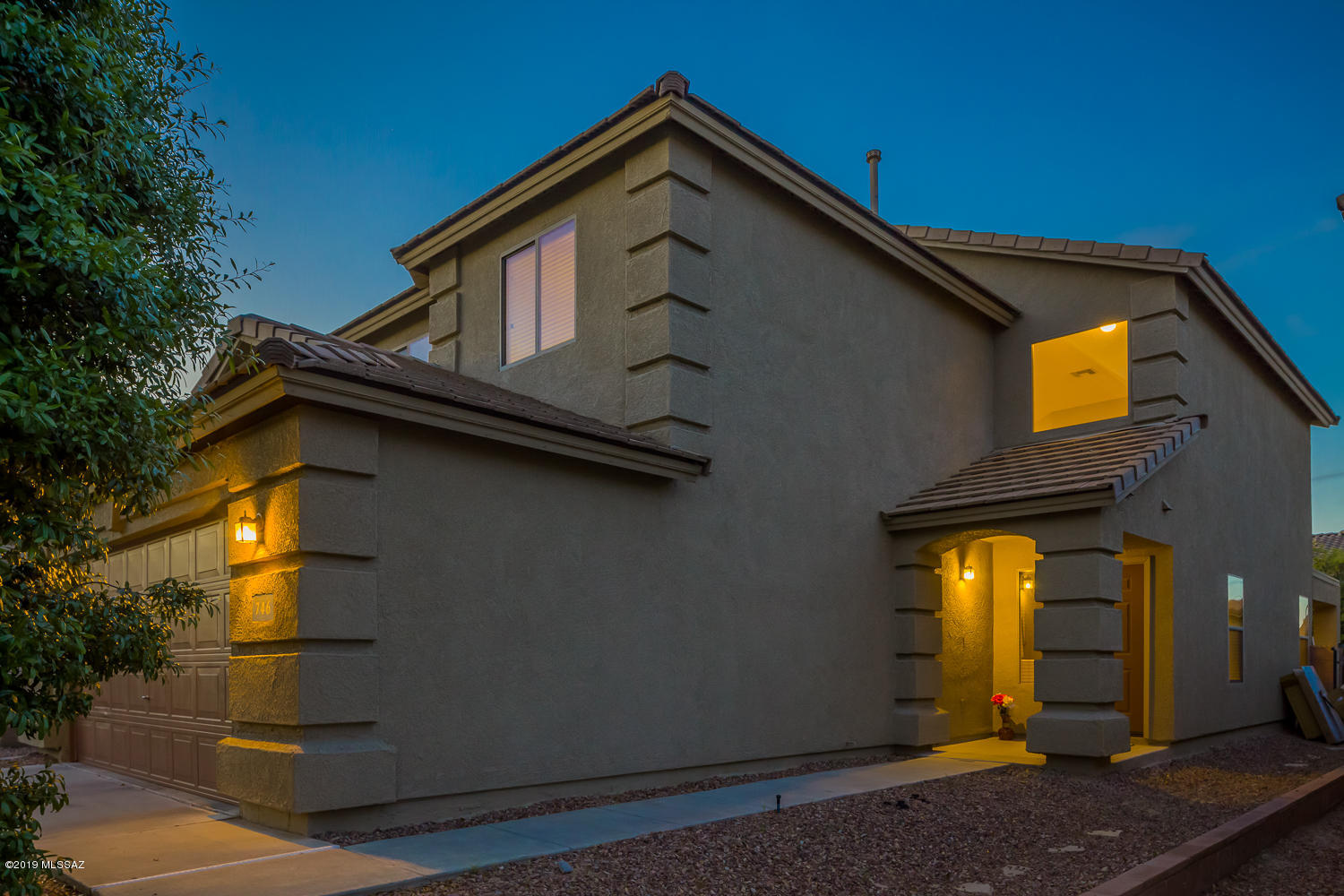 746 W Firehawk Drive