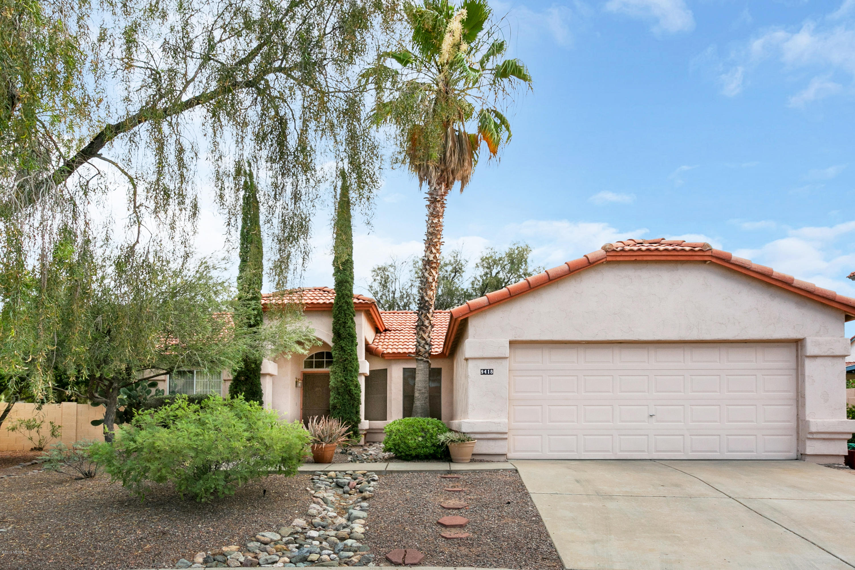 9418 N Warbler Place