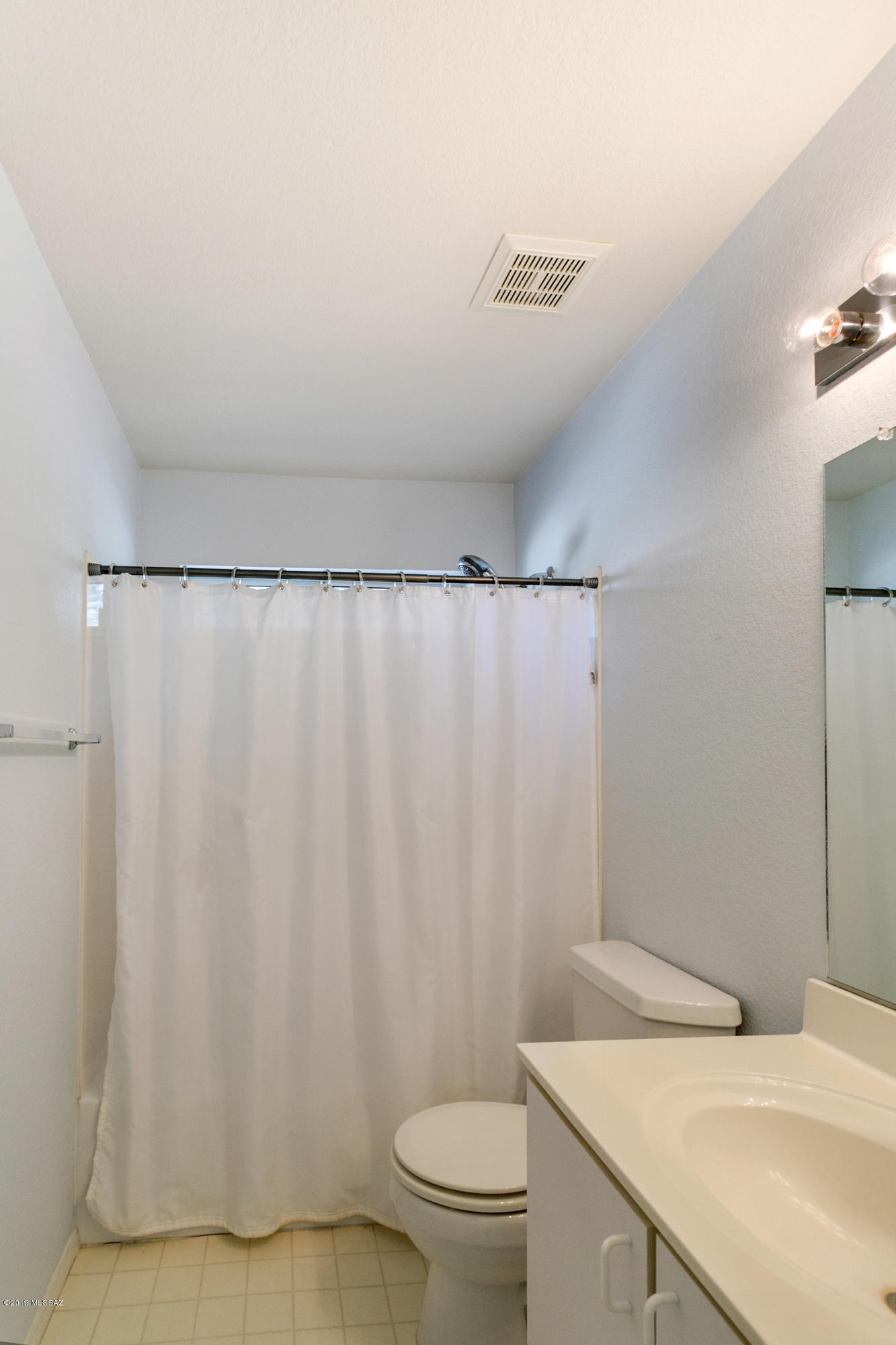 9418 N Warbler Place