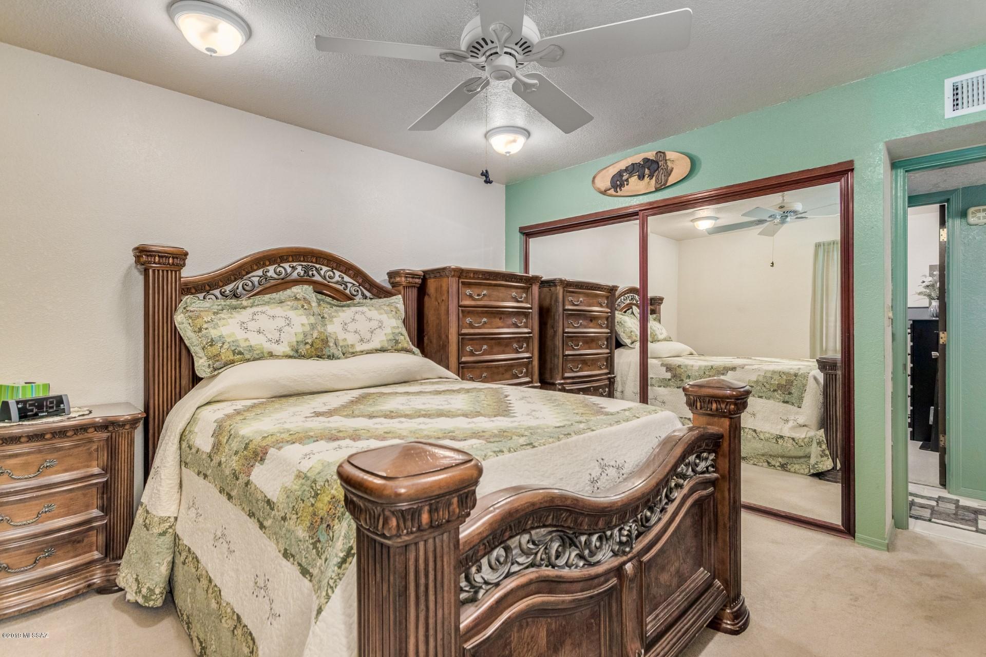 9571 E Palm Tree Drive