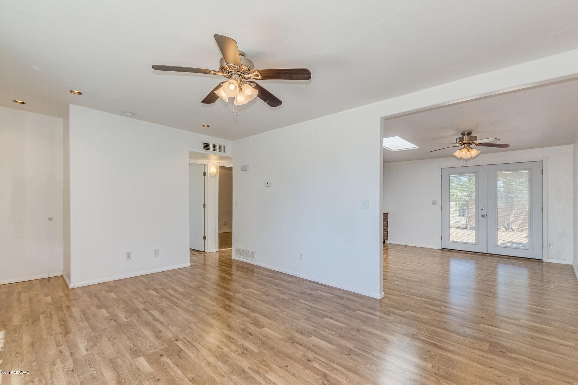 162 W Mossman Street