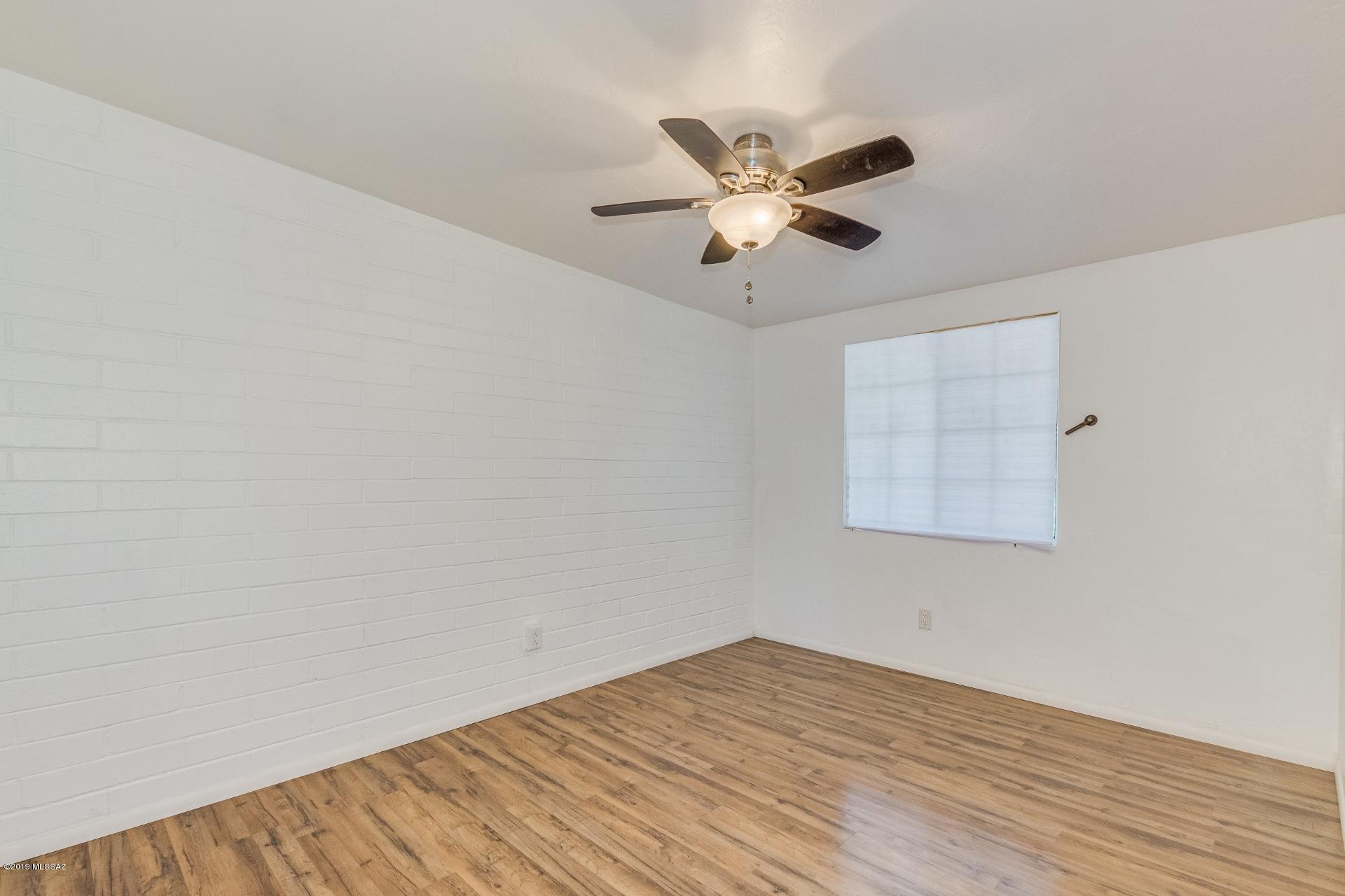 162 W Mossman Street