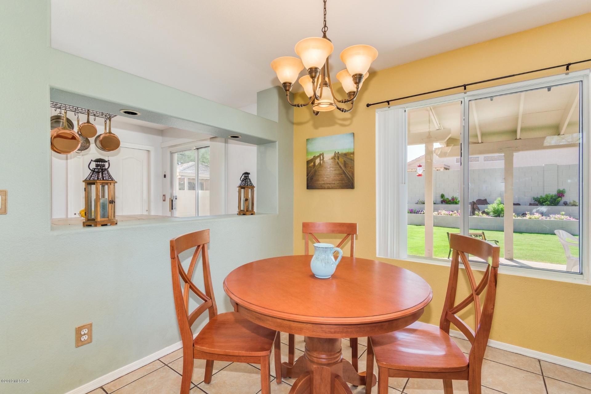 8231 S Via Elemental