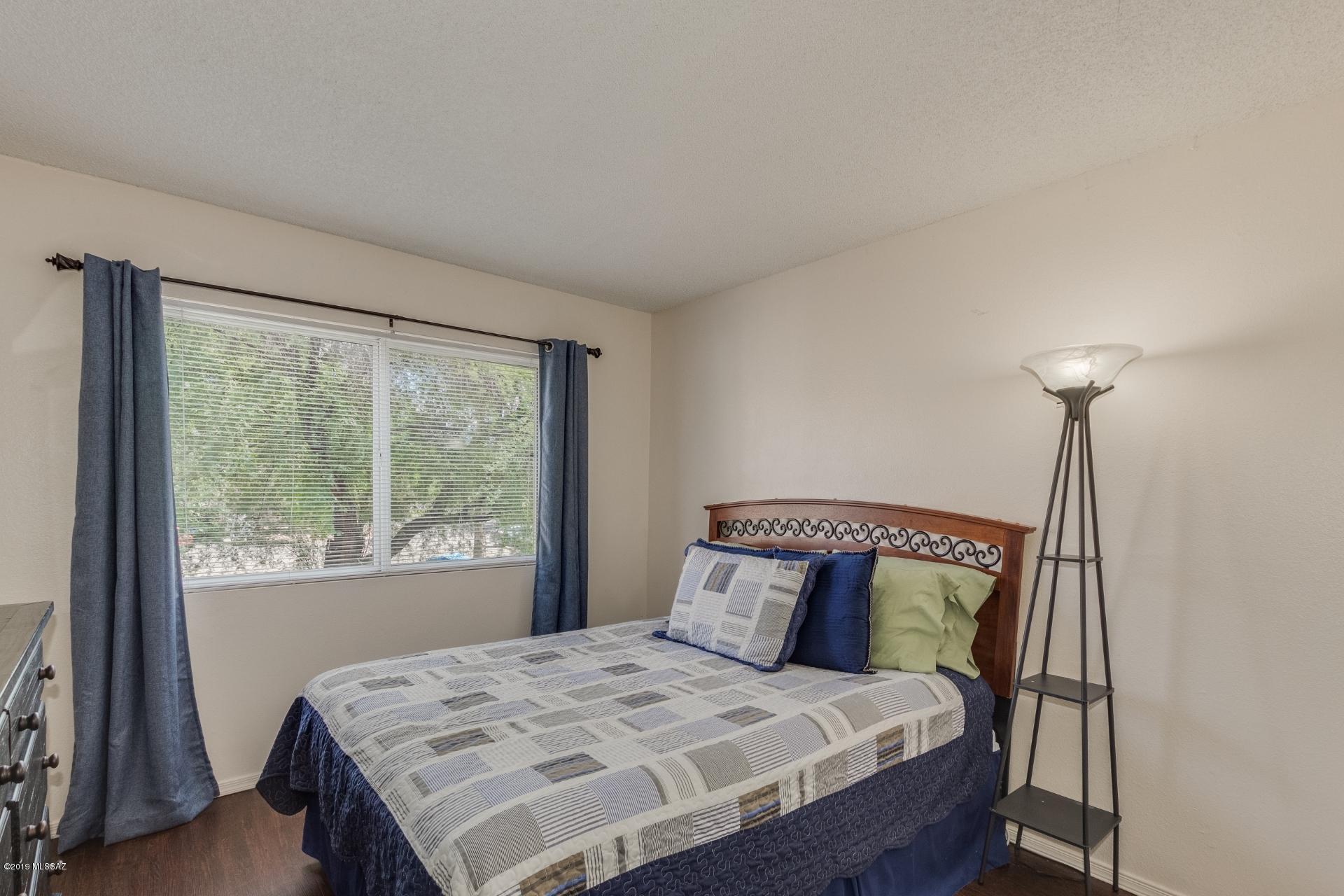 6664 E Calle La Paz Unit: B