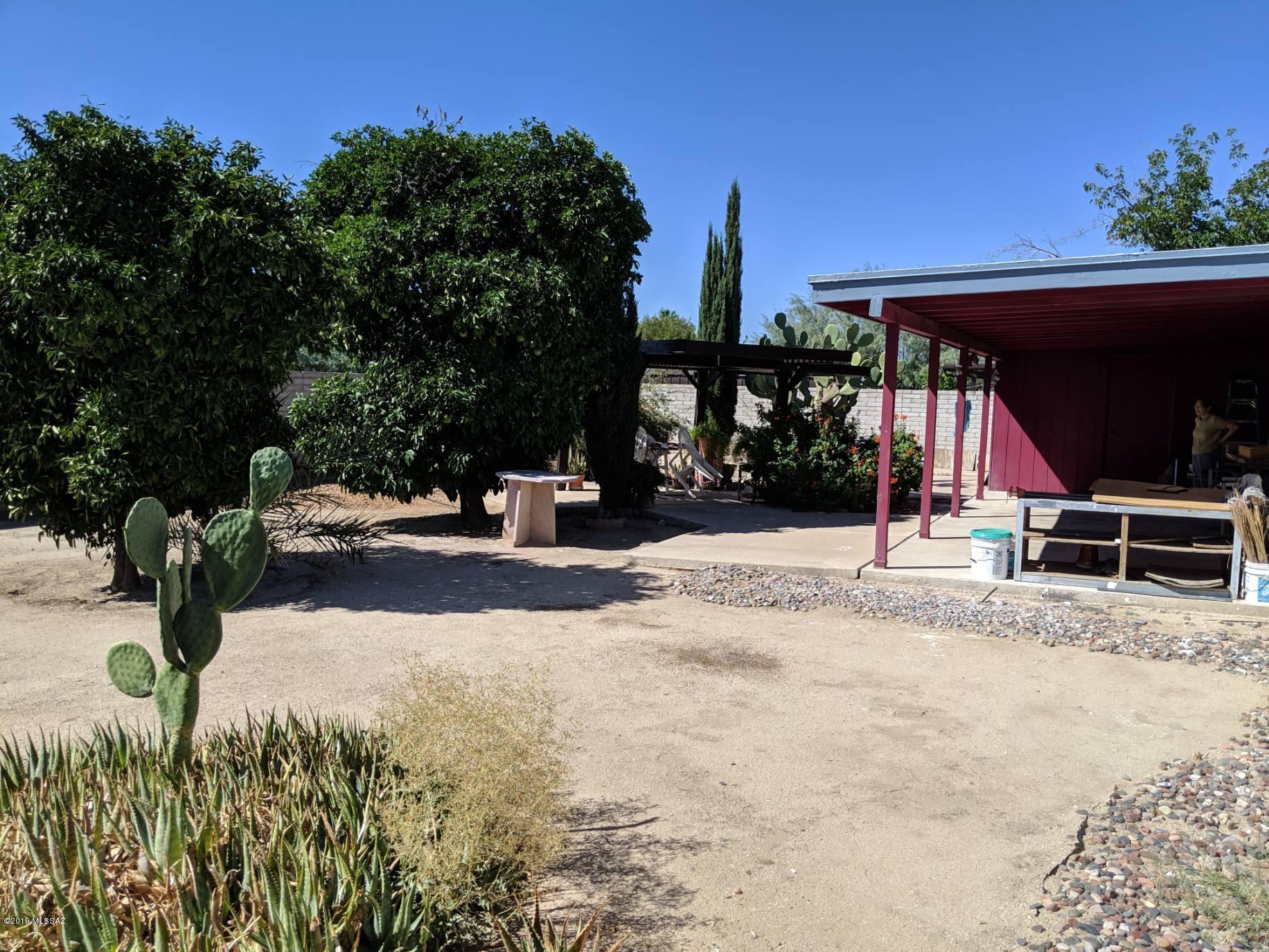 5966 N Antillon Place