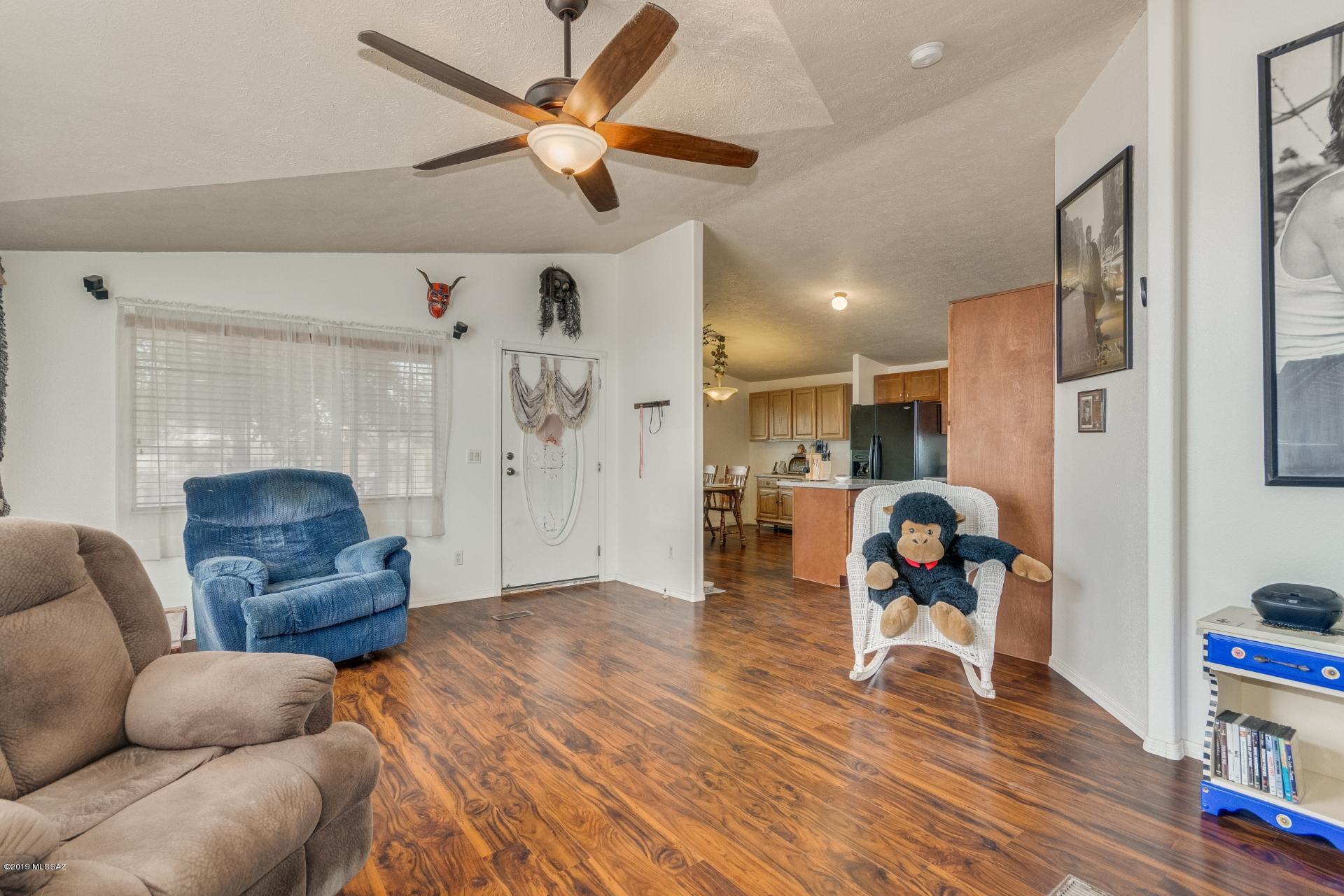 1386 E Stewart Place