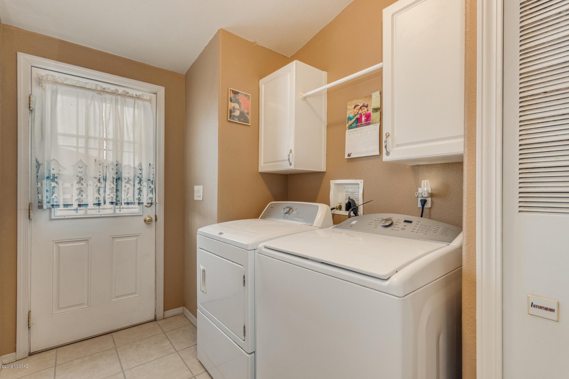 1386 E Stewart Place