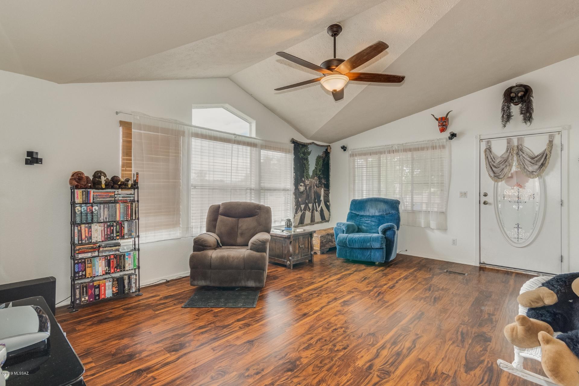 1386 E Stewart Place