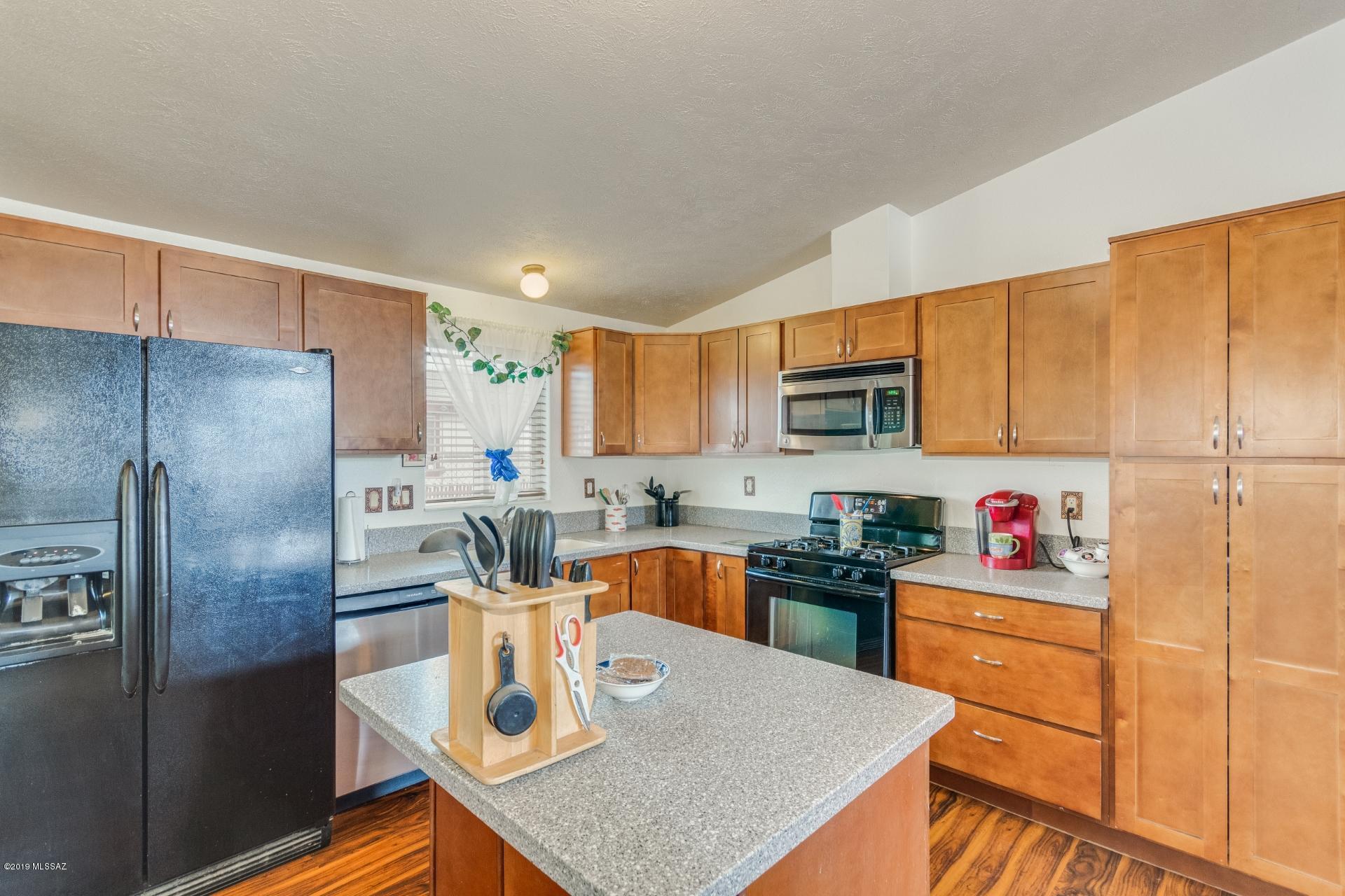 1386 E Stewart Place