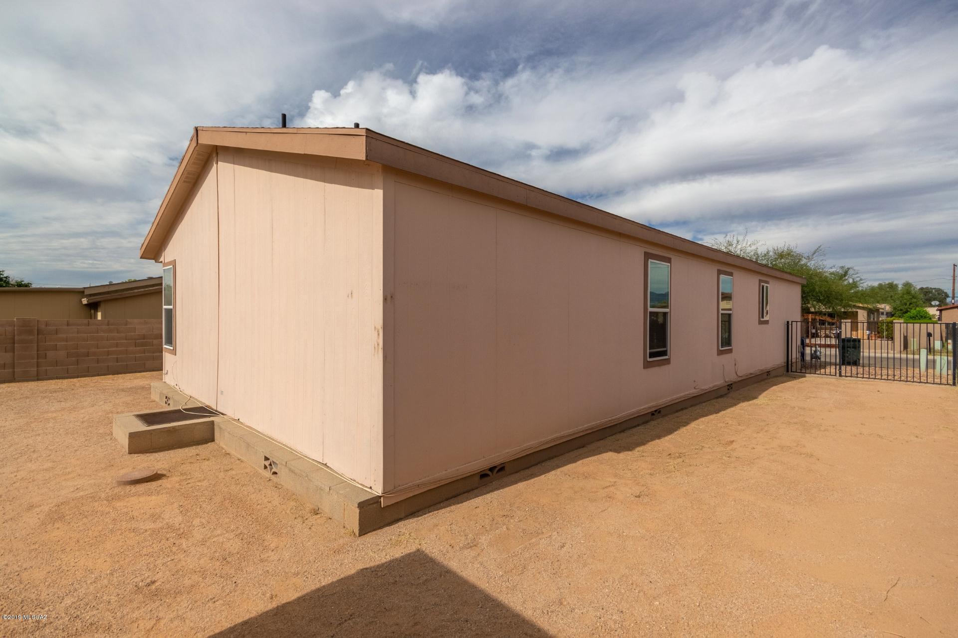 1386 E Stewart Place