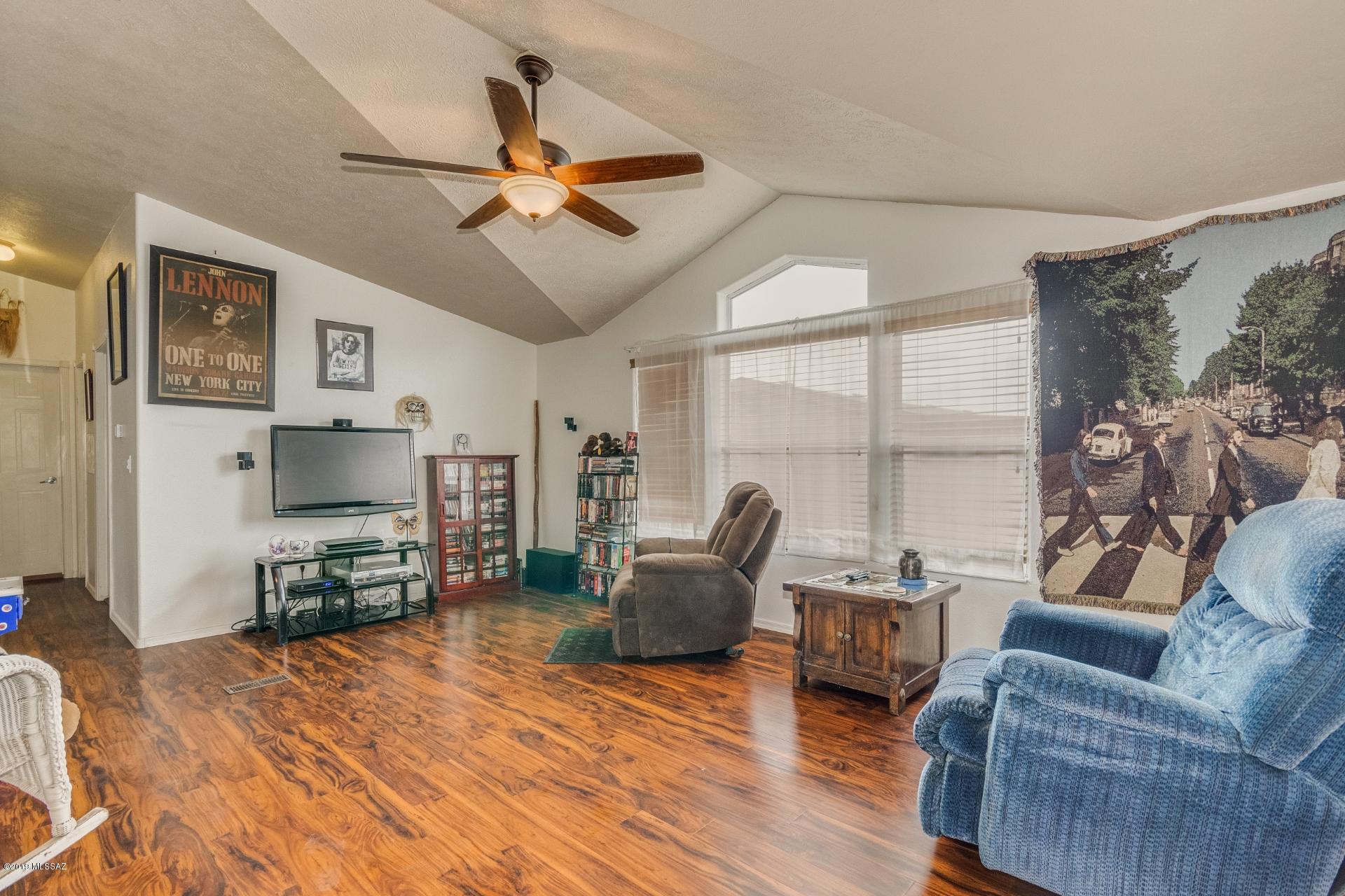 1386 E Stewart Place