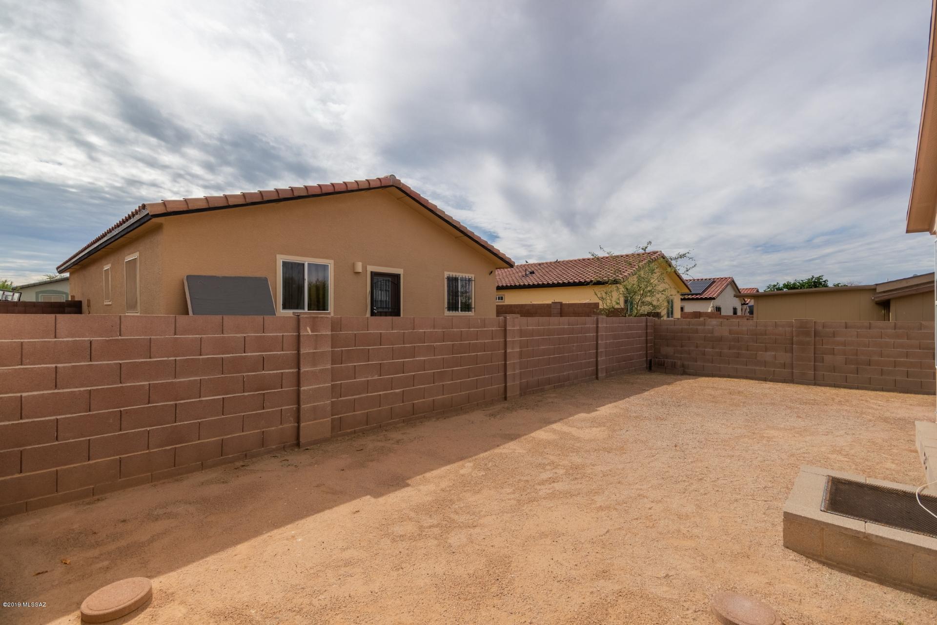 1386 E Stewart Place