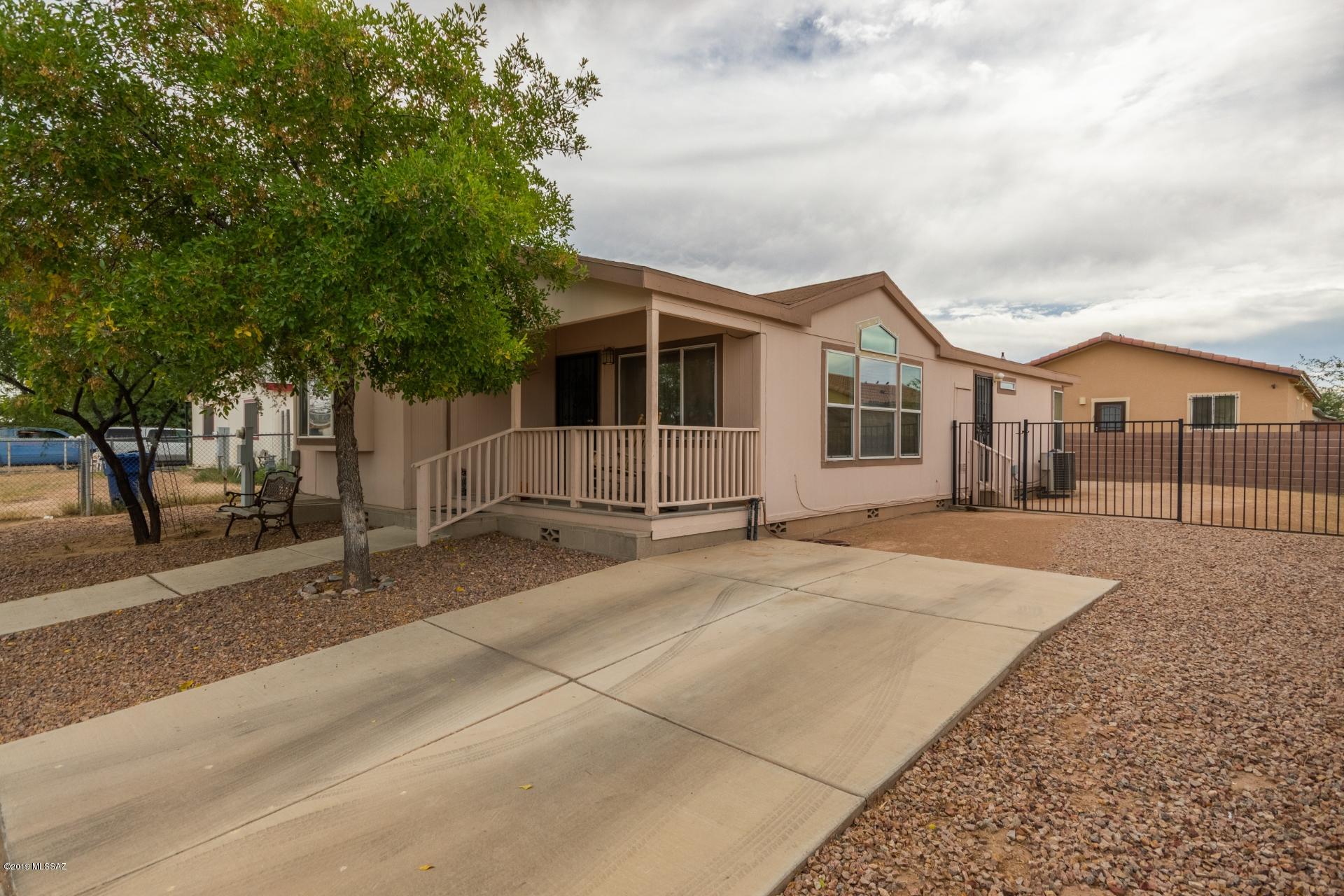 1386 E Stewart Place