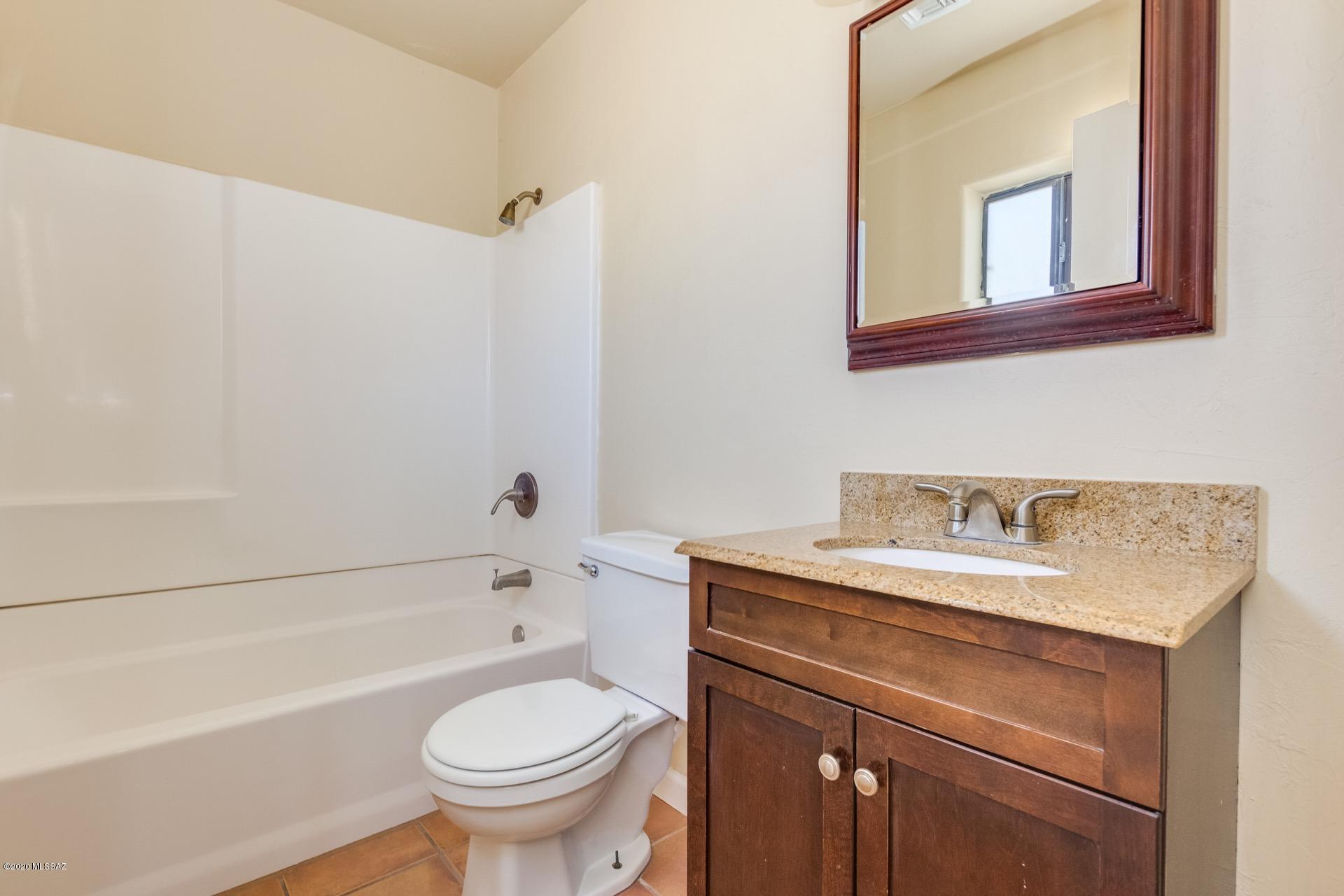 4766 W Calle Don Tomas