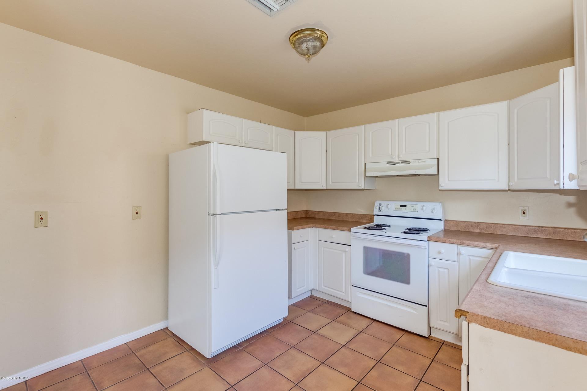 4766 W Calle Don Tomas