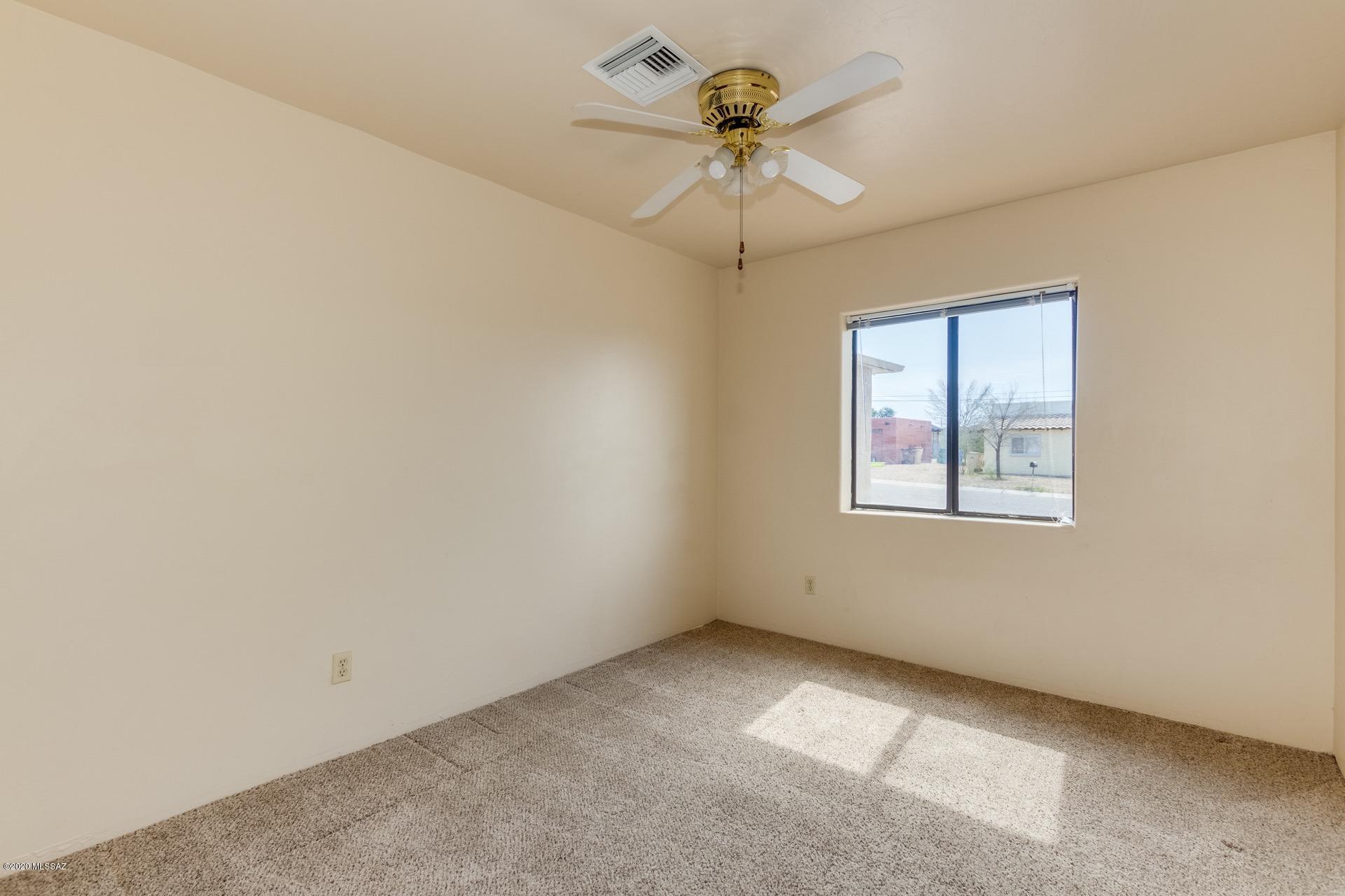 4766 W Calle Don Tomas