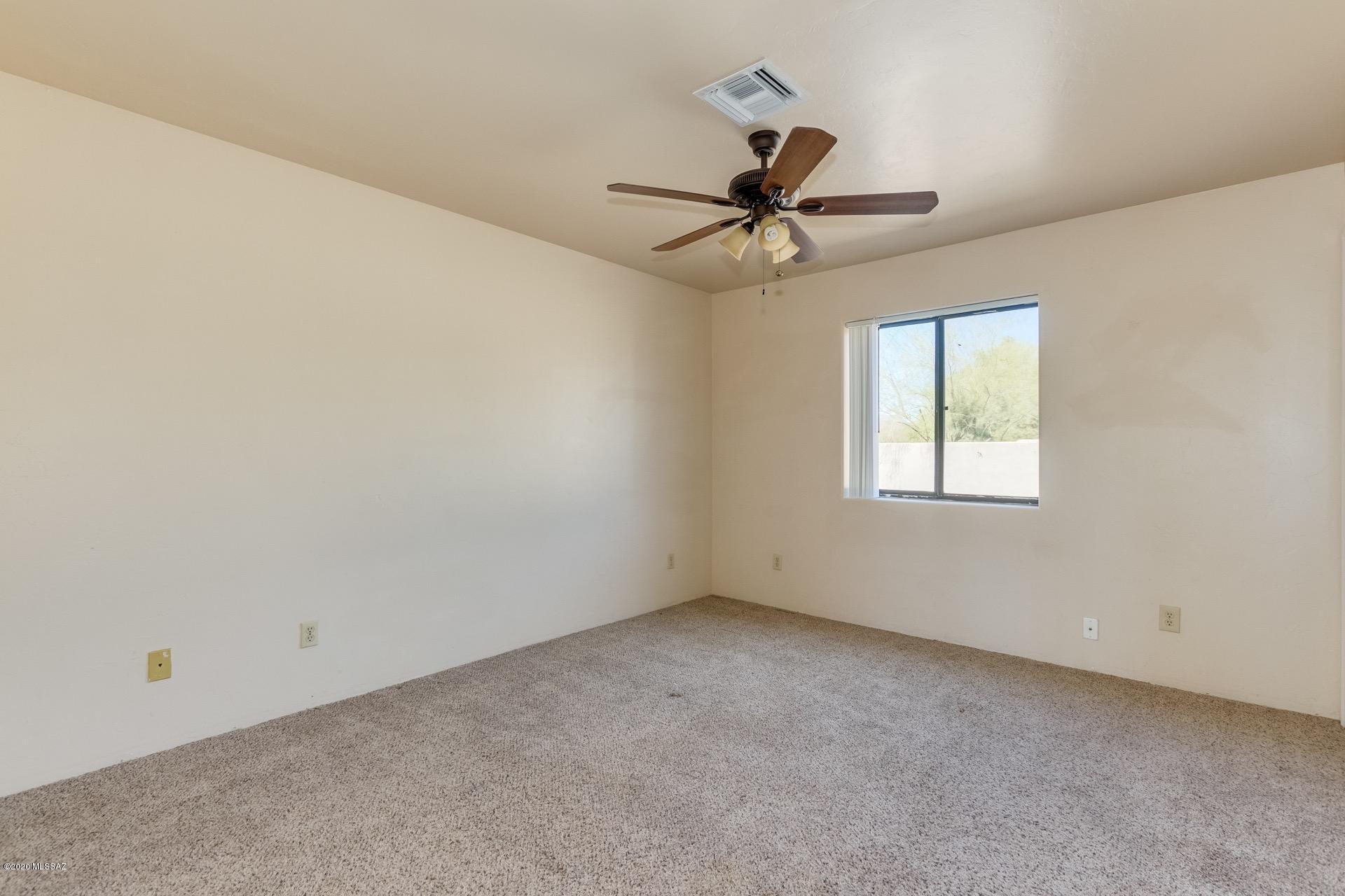 4766 W Calle Don Tomas