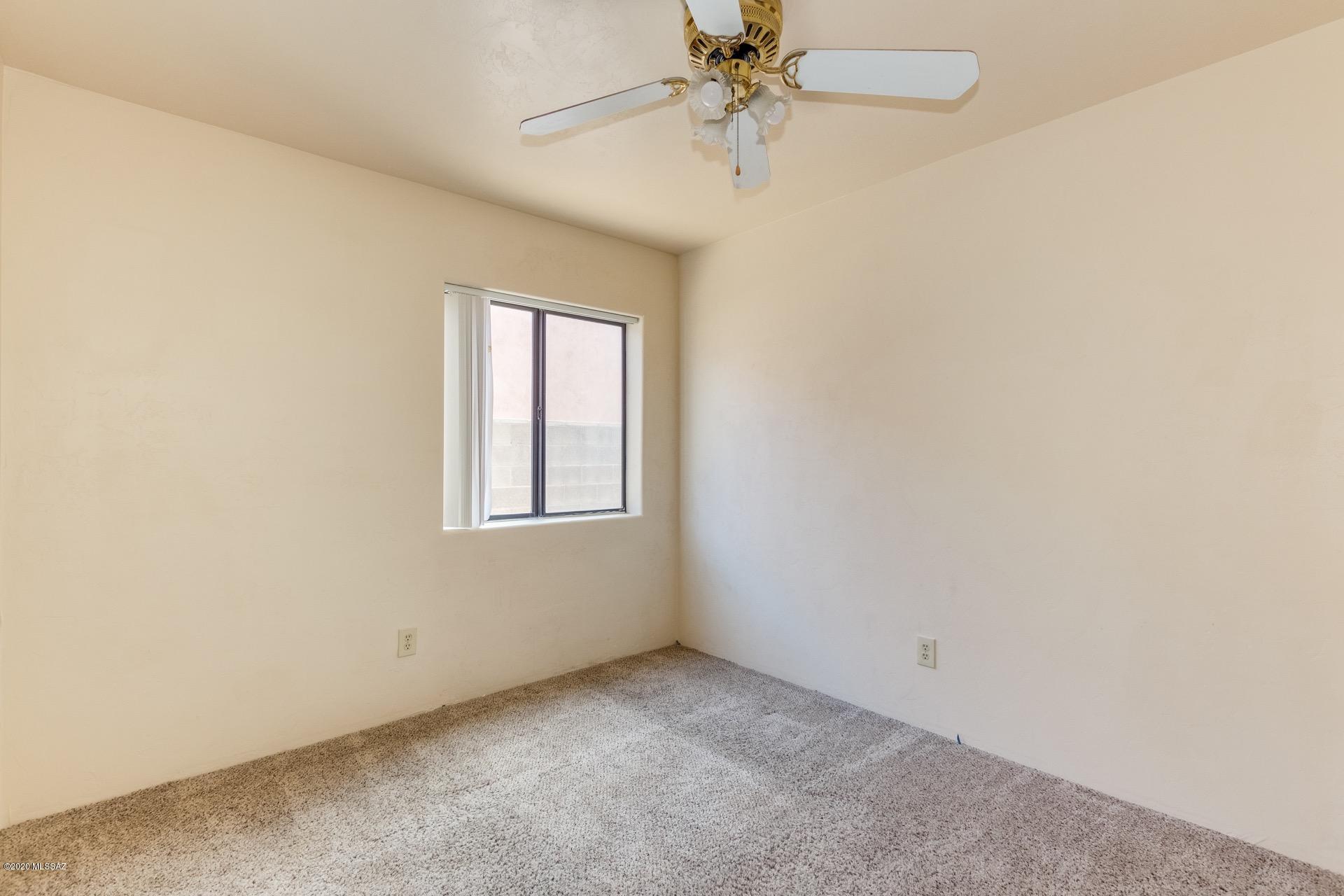 4766 W Calle Don Tomas