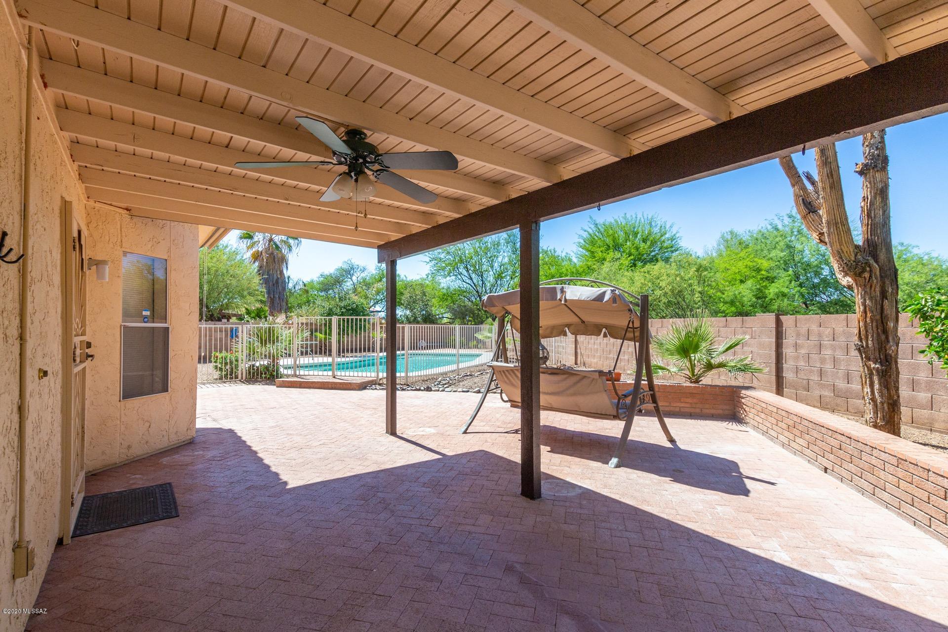 8190 N Brookshire Court