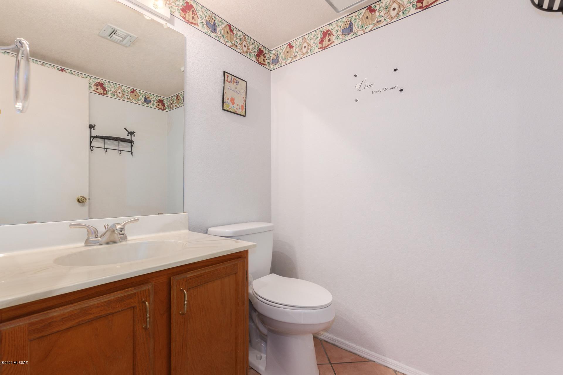 8190 N Brookshire Court