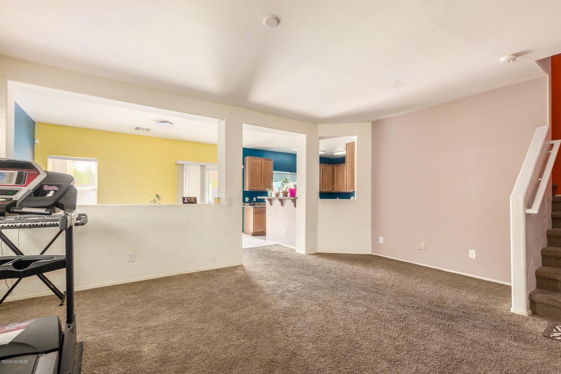 6949 S Goshawk Drive