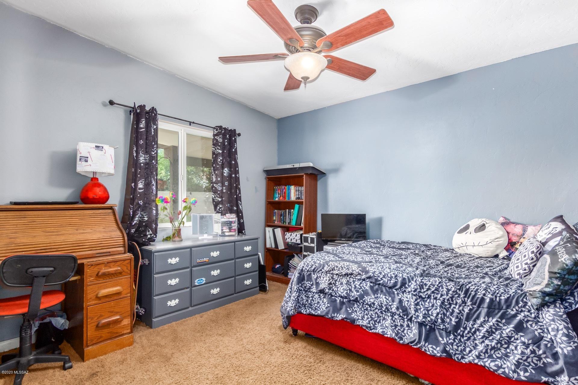 8822 E Holmes Street