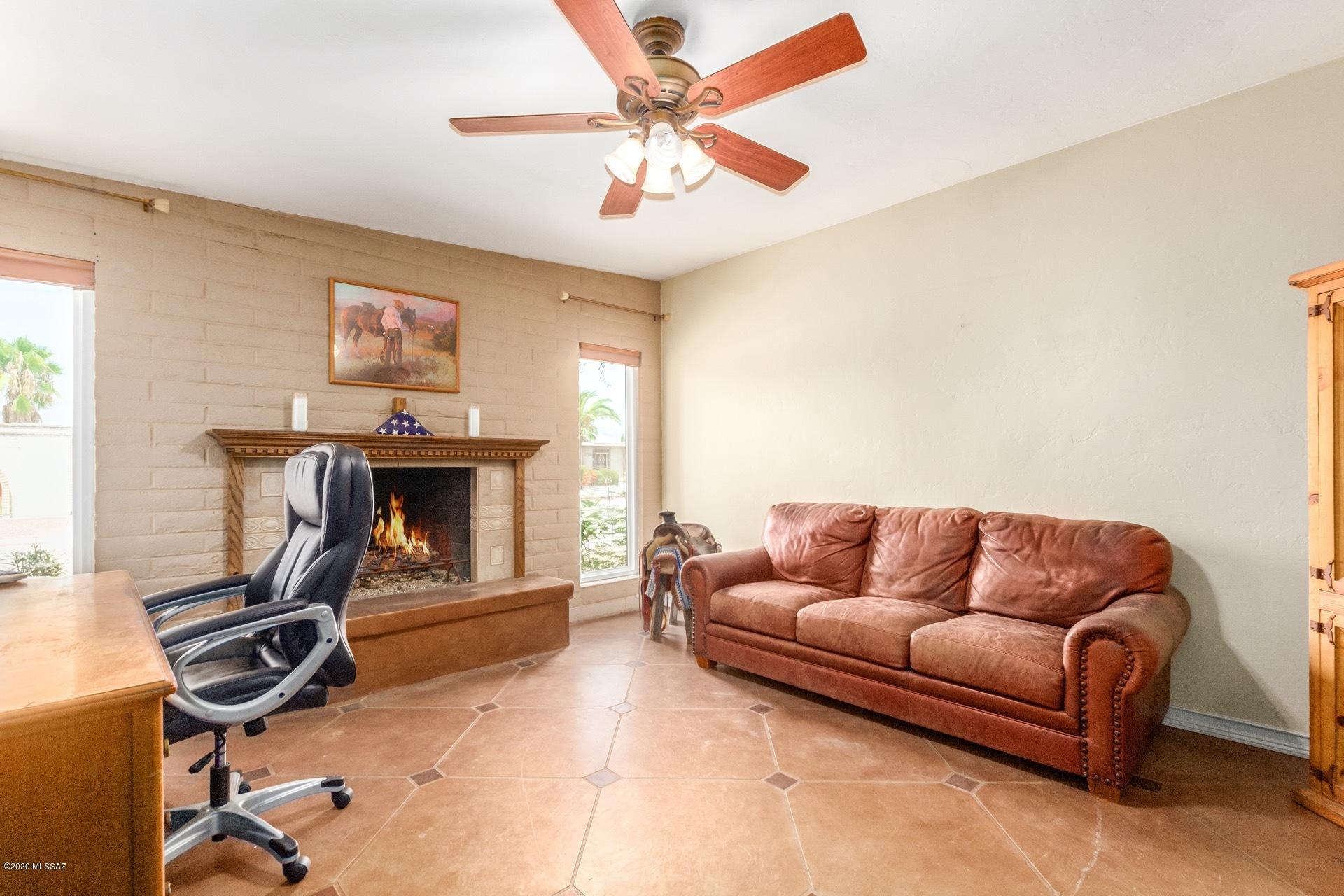 8822 E Holmes Street