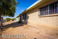 2950 E Kentucky Street