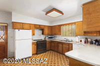 2950 E Kentucky Street