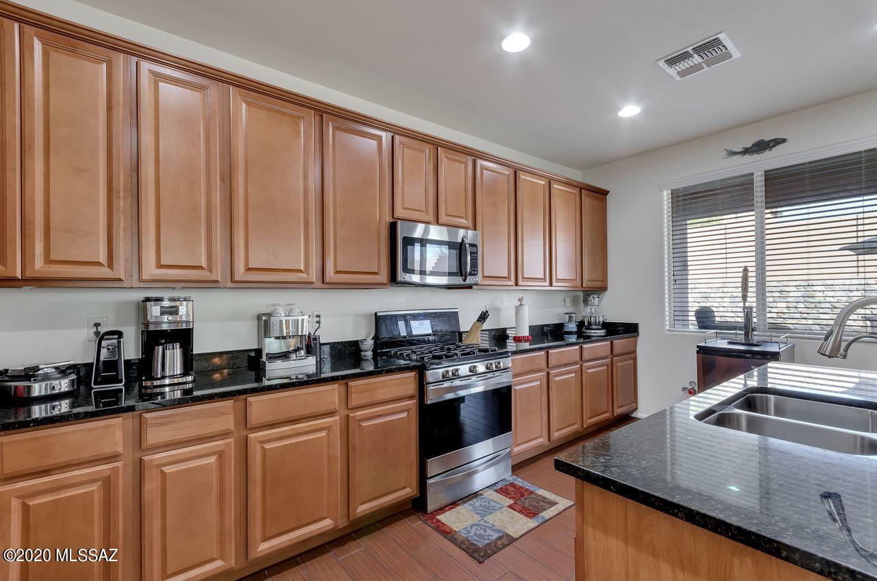 14320 N Arrowpoint Ash Avenue