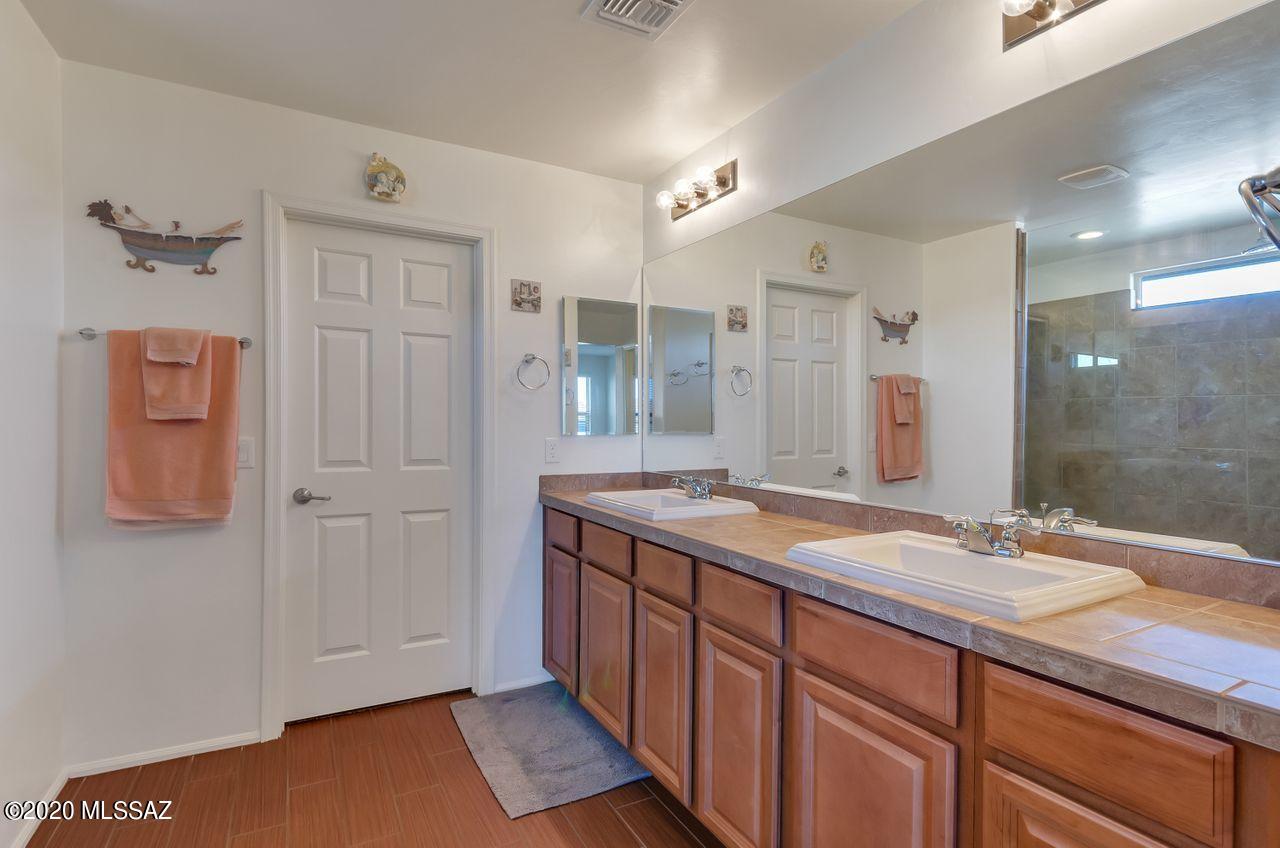 14320 N Arrowpoint Ash Avenue