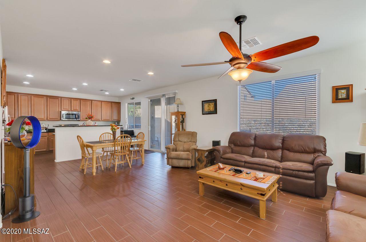 14320 N Arrowpoint Ash Avenue