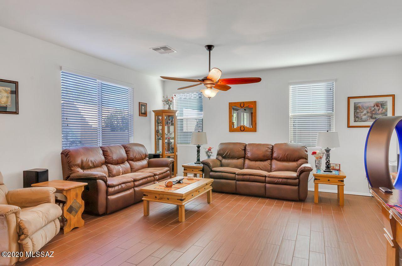 14320 N Arrowpoint Ash Avenue