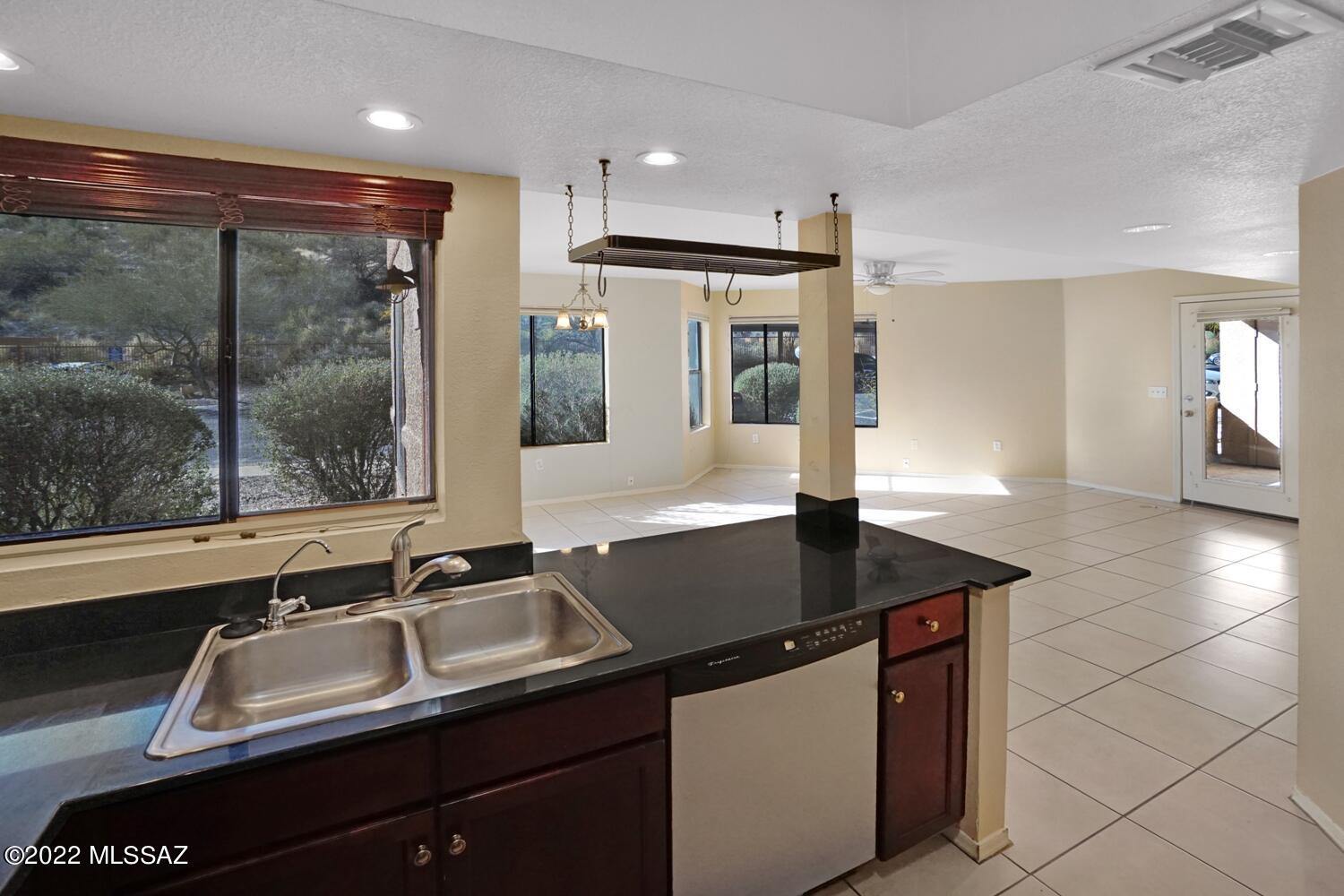 7255 E Snyder Road Unit: 10105