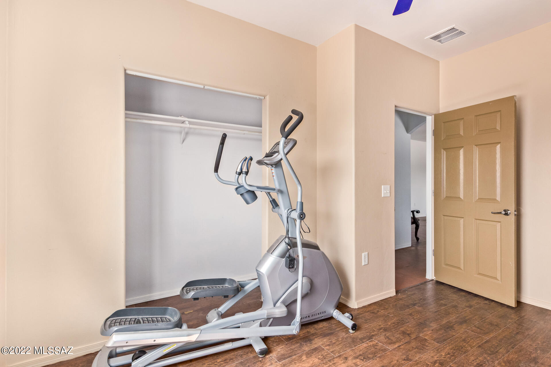 7611 W Illinois Street