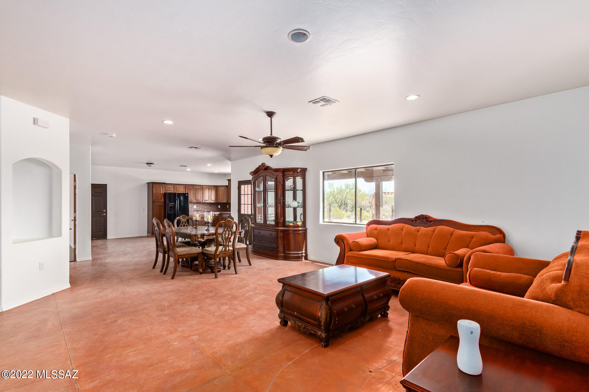 7611 W Illinois Street